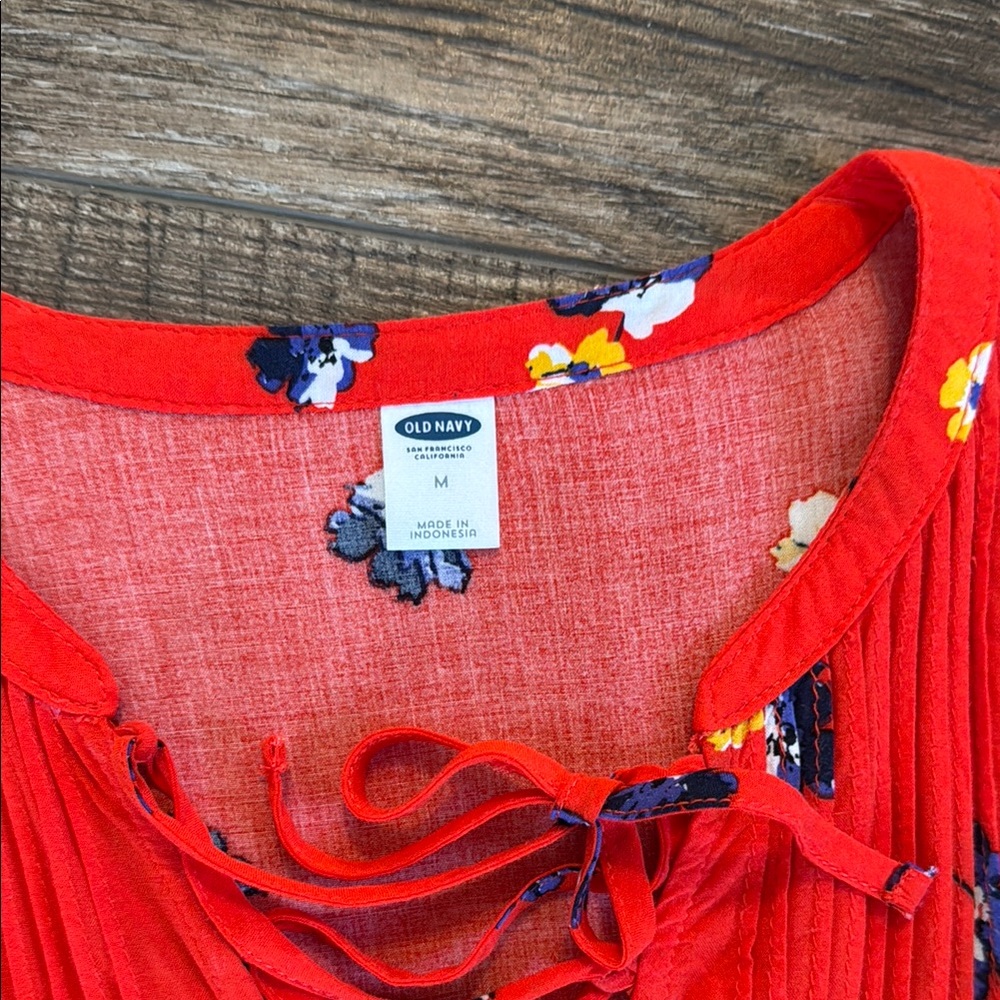 OLD NAVY Floral Red Women's Top - Picture 2 of 6